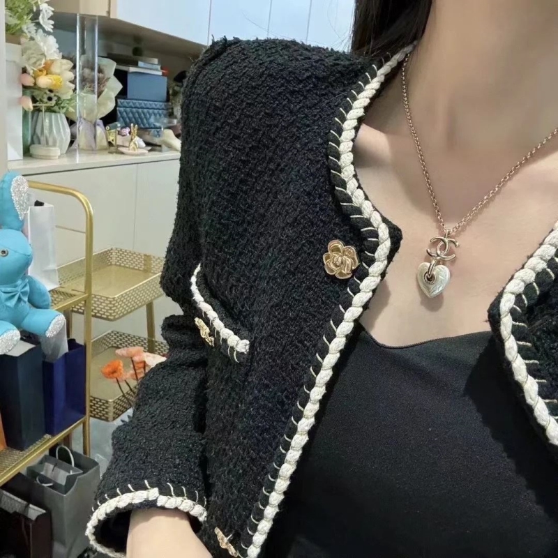 Ch**el necklaces